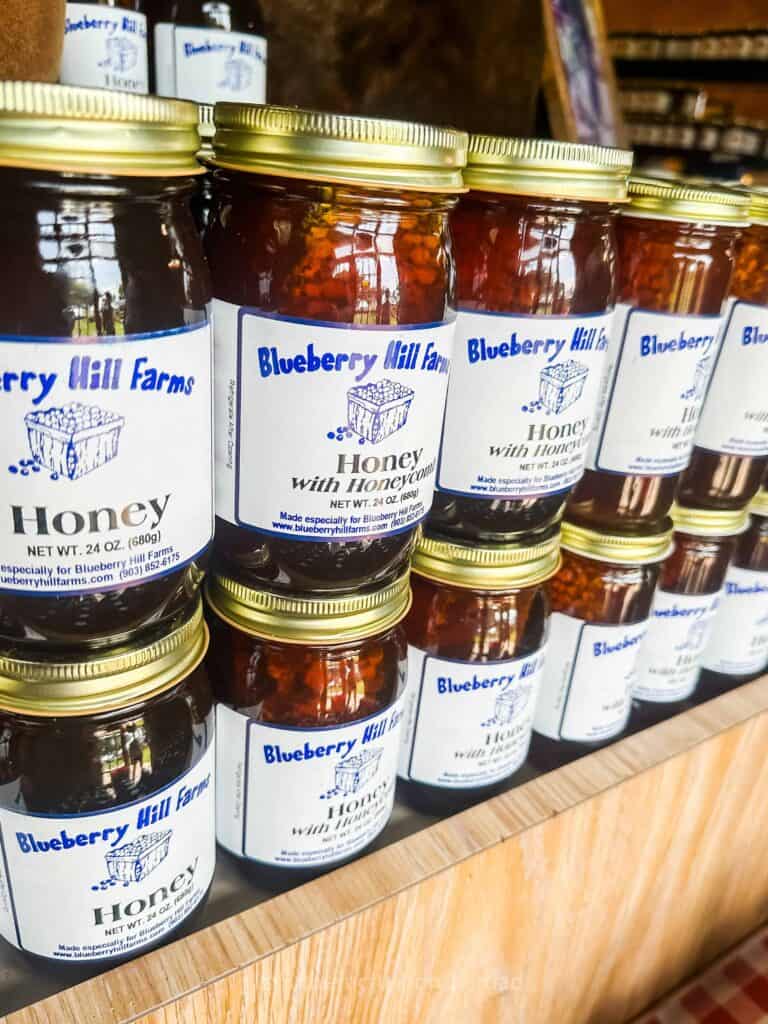 jars of raw honey