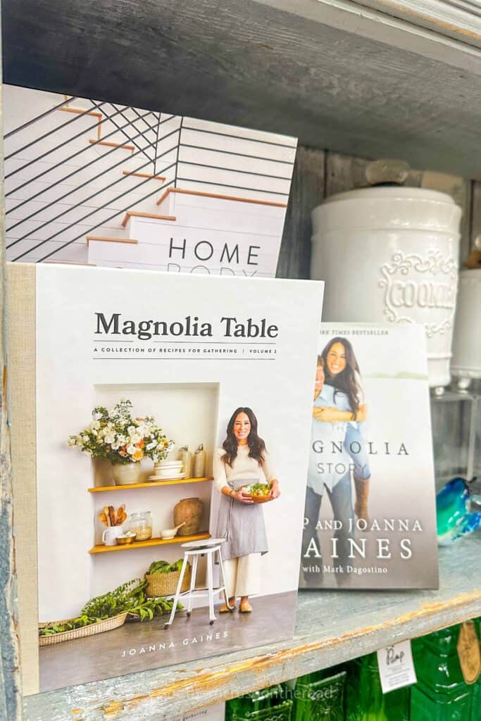 magnolia table