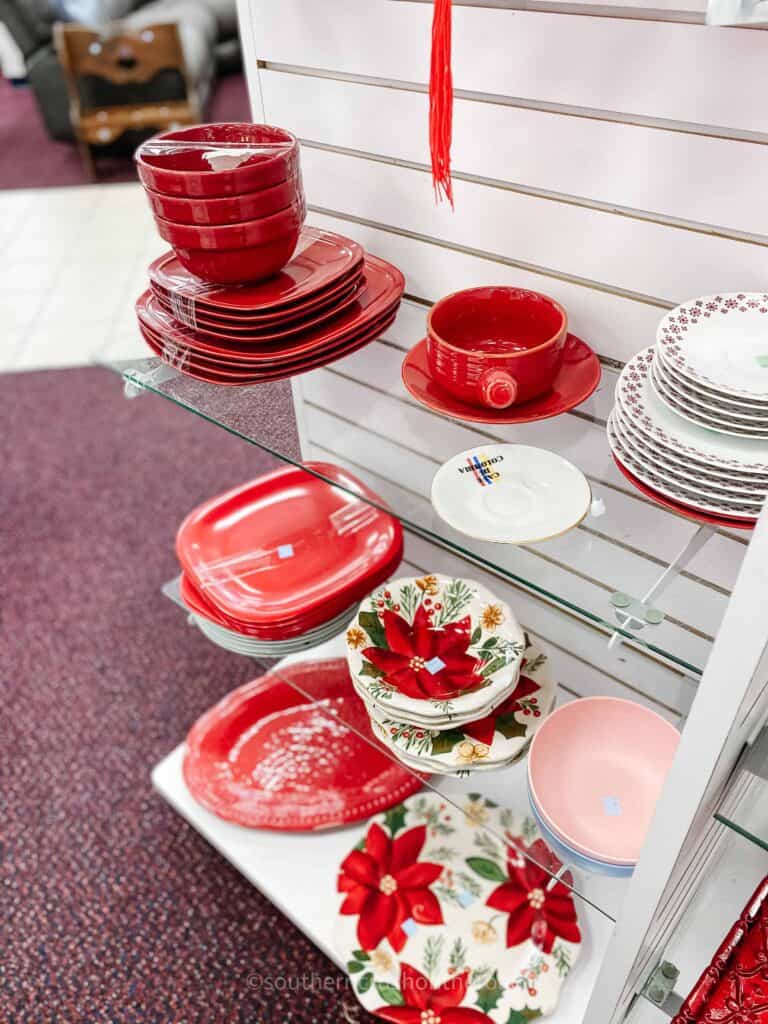 red dishes