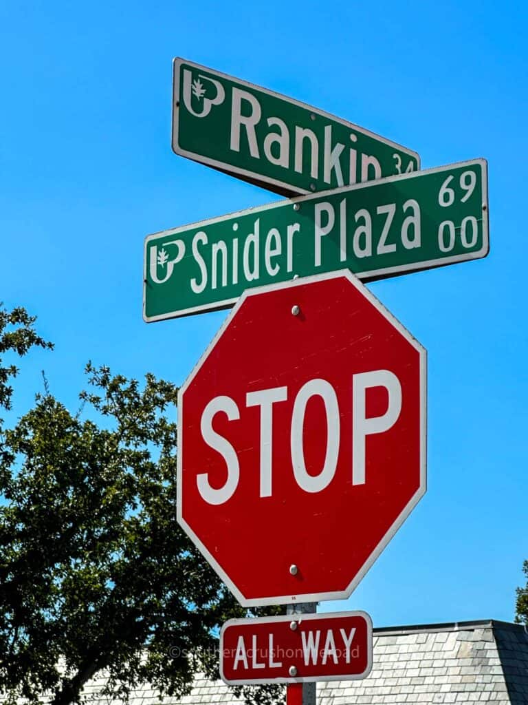 Snider Plaza Street sign