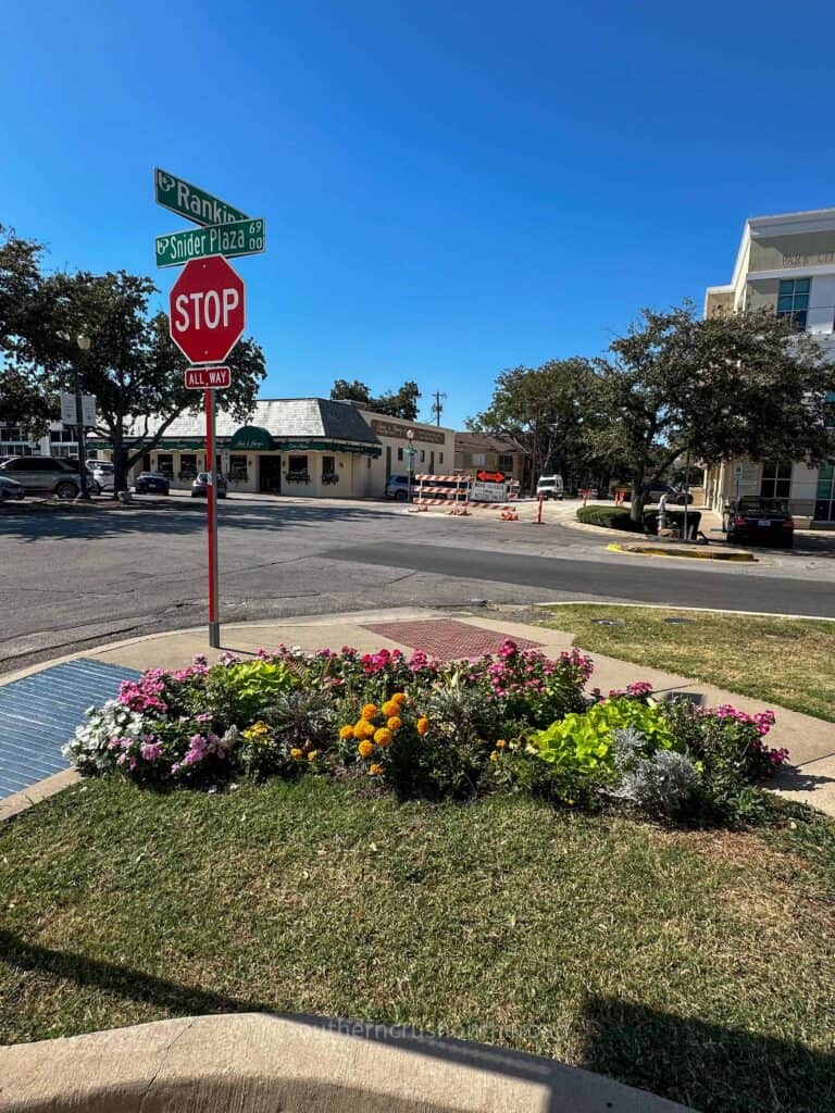 snider plaza street sign